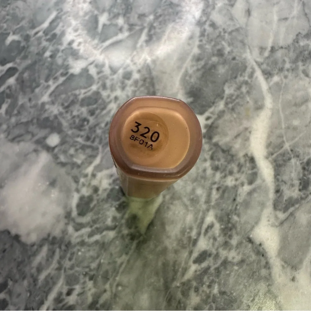 Fenty Beauty‎ Pro Filt’r Concealer 320